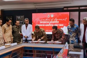Bupati Lutim Irwan bachri Syam, membangun jalan menuju luwu timur sehat & cerdas