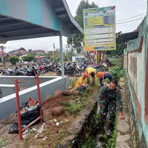 Aksi Babinsa di Desa Asuli Jadi Sorotan, Warga Diajak Jaga Irigasi